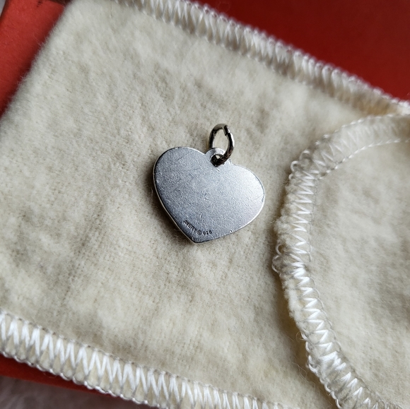 James Avery Sterling silver "2014" Heart Charm✨️ Price is firm. - Picture 5 of 7